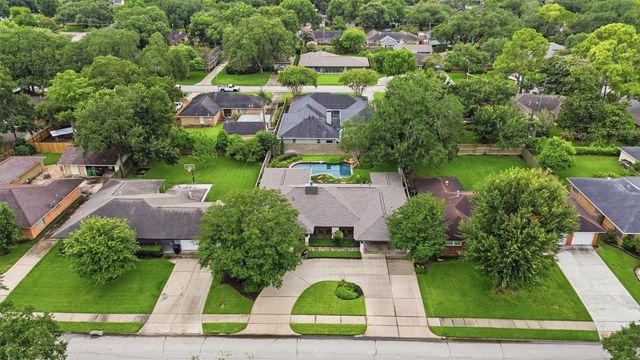 4517 Willowbend Boulevard, Houston, TX 77035