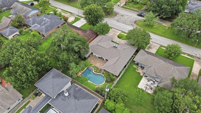 4517 Willowbend Boulevard, Houston, TX 77035