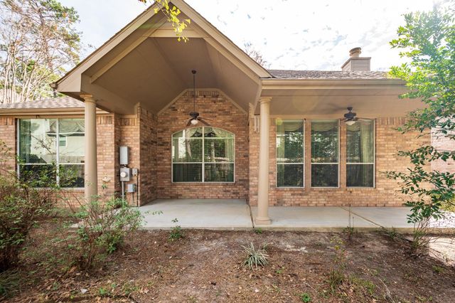 43 N Belfair Place, The Woodlands, TX 77382
