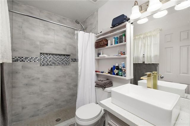 2706 Bronco Street, Roma, TX 78584