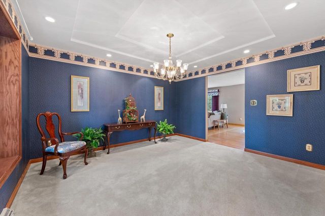 W299N1828 Windridge COURT, Pewaukee, WI 53072