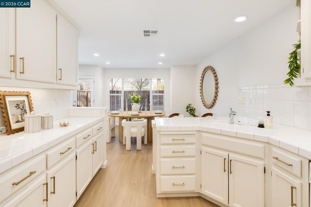 7110 Briza Loop, San Ramon, CA 94582