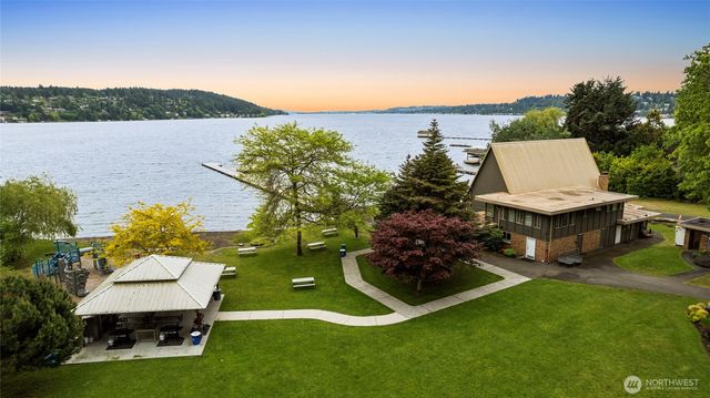1519 NE 185th Street, Shoreline, WA 98155