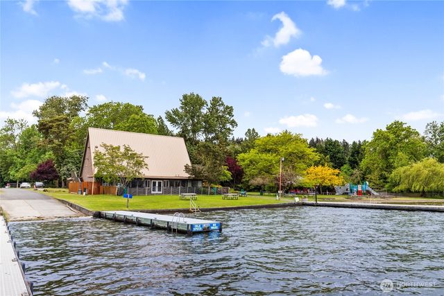 1519 NE 185th Street, Shoreline, WA 98155