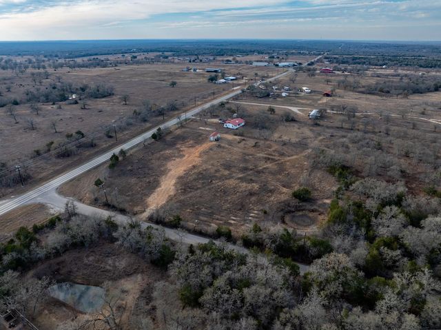 1056 -5A High Grove RD, Cedar Creek, TX 78612