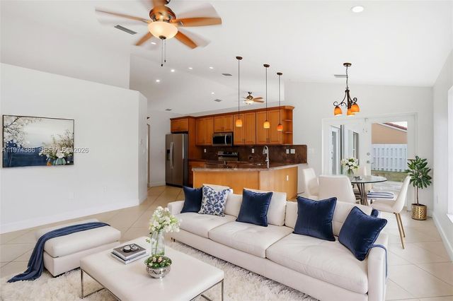 12930 SW 20th St, Miramar, FL 33027