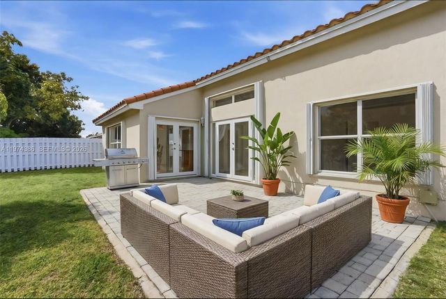 12930 SW 20th St, Miramar, FL 33027