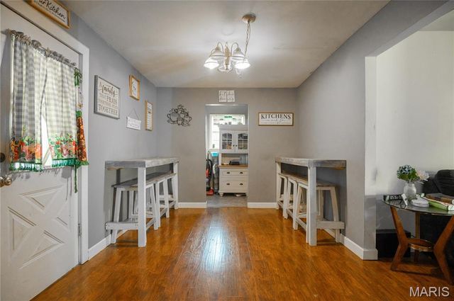 910 Carney Street, Dexter, MO 63841