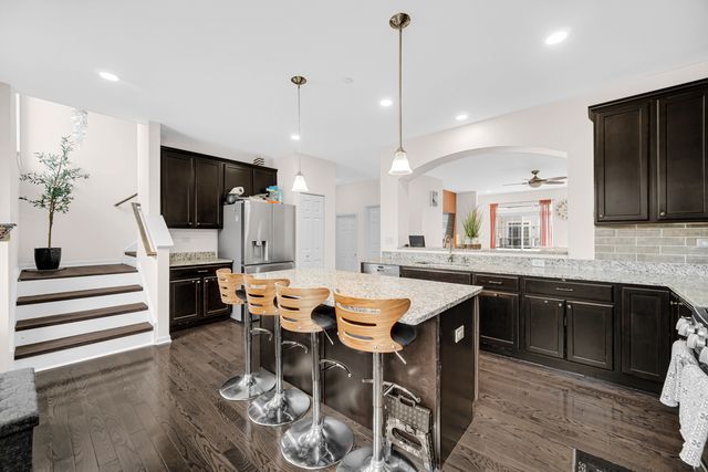 57 Margaret Drive, Schaumburg, IL 60194