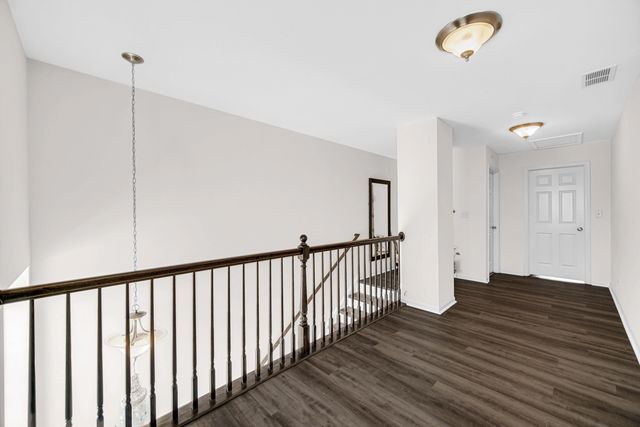 57 Margaret Drive, Schaumburg, IL 60194