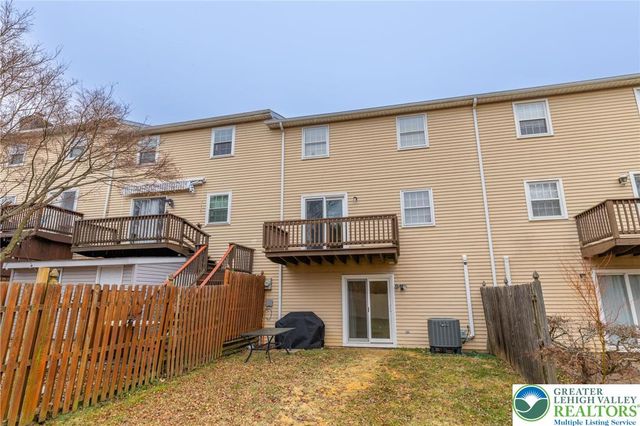 1049 Barnside Road, Allentown City, PA 18103