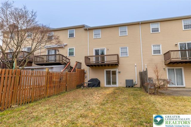 1049 Barnside Road, Allentown City, PA 18103