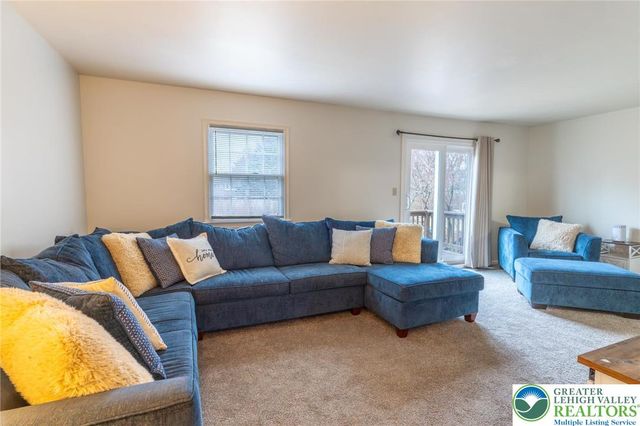 1049 Barnside Road, Allentown City, PA 18103