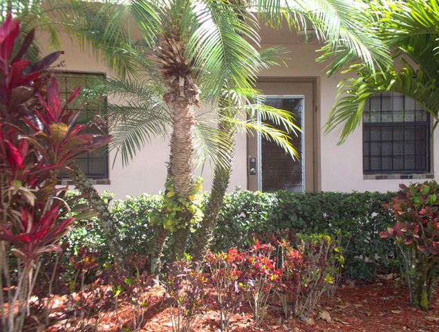 10332 SUNRISE LAKES Boulevard 111, Sunrise, FL 33322