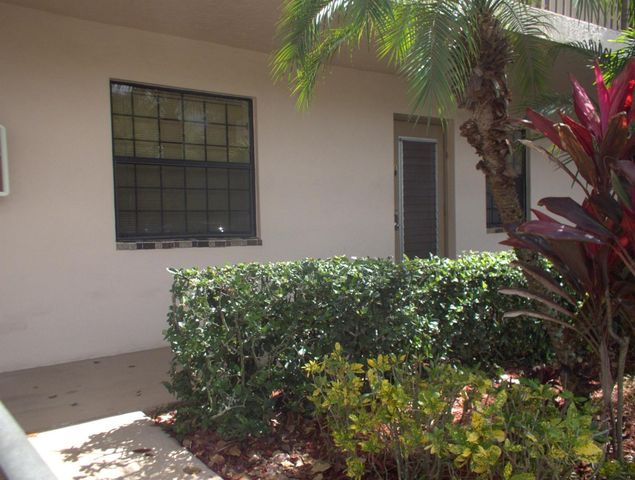 10332 SUNRISE LAKES Boulevard 111, Sunrise, FL 33322