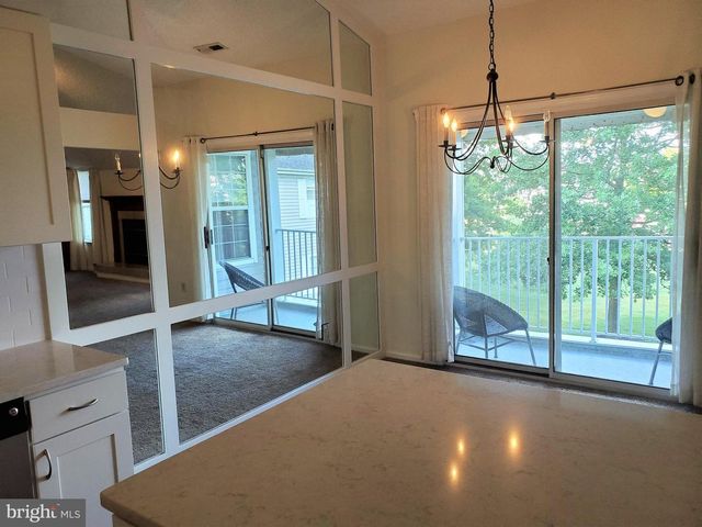 814 EAGLES CHASE EAGLES CHASE DR, Lawrenceville, NJ 08648