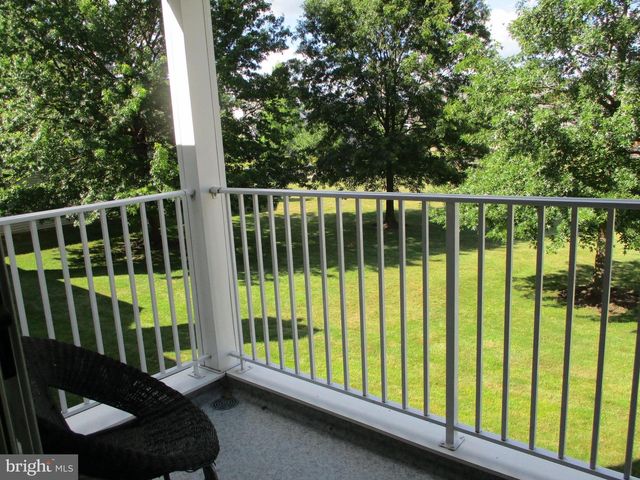 814 EAGLES CHASE EAGLES CHASE DR, Lawrenceville, NJ 08648