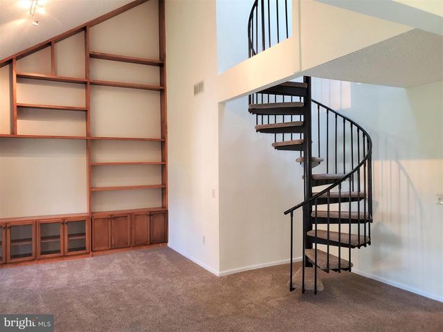 814 EAGLES CHASE EAGLES CHASE DR, Lawrenceville, NJ 08648