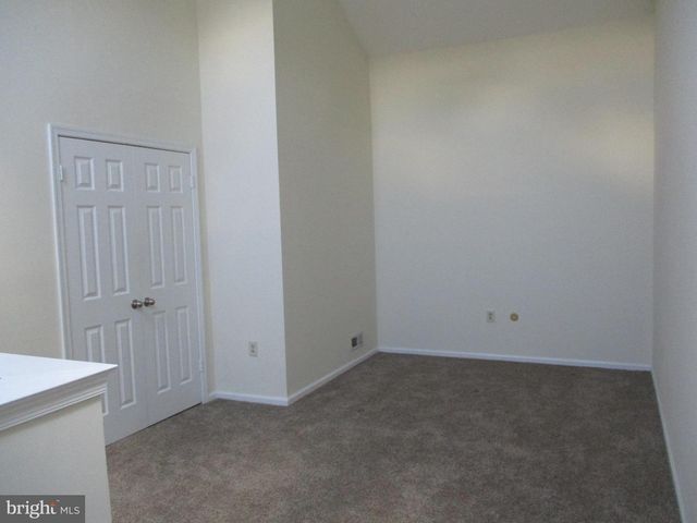 814 EAGLES CHASE EAGLES CHASE DR, Lawrenceville, NJ 08648