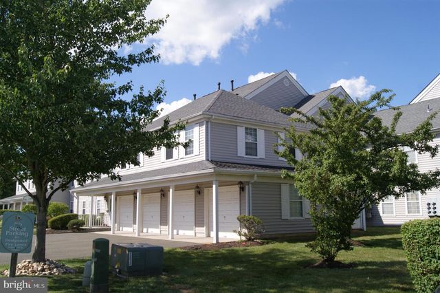 814 EAGLES CHASE EAGLES CHASE DR, Lawrenceville, NJ 08648