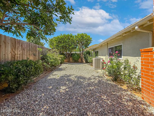 2217 Rockdale Avenue, Simi Valley, CA 93063