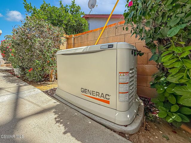 2217 Rockdale Avenue, Simi Valley, CA 93063