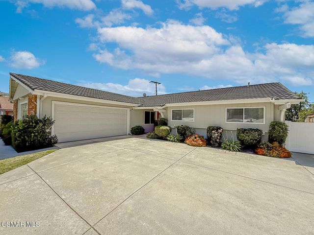 2217 Rockdale Avenue, Simi Valley, CA 93063