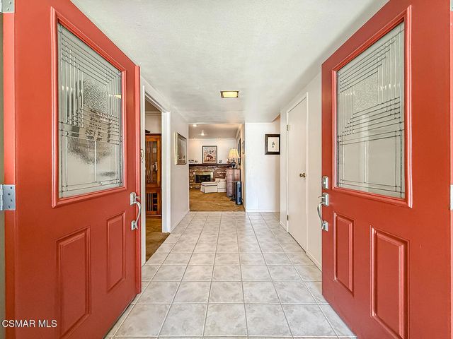 2217 Rockdale Avenue, Simi Valley, CA 93063