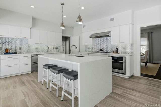 34 Sousa Drive, Sands Point, NY 11050