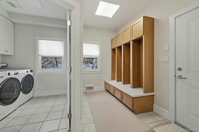 34 Sousa Drive, Sands Point, NY 11050