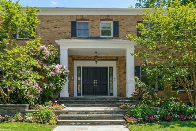 34 Sousa Drive, Sands Point, NY 11050