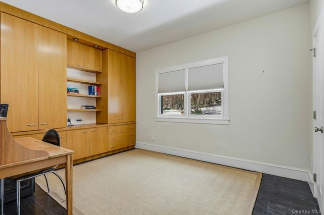 34 Sousa Drive, Sands Point, NY 11050