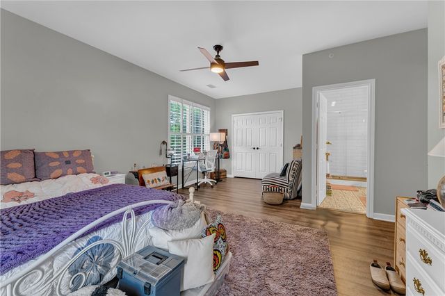 4261 NE Meadow Creek Circle 207, Fayetteville, AR 72703