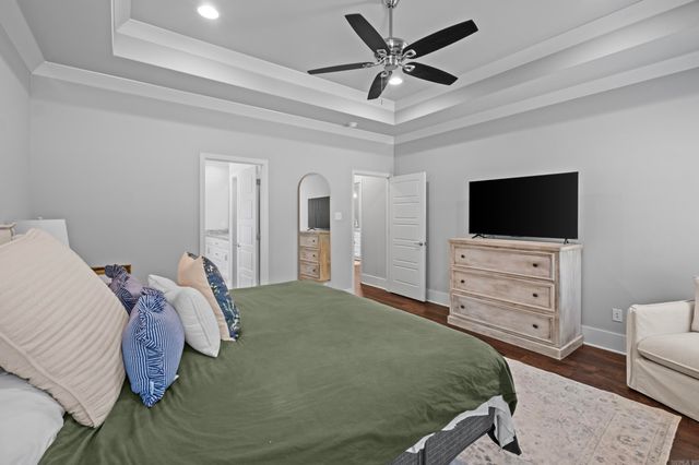 9033 Wooddale Drive, Sherwood, AR 72120