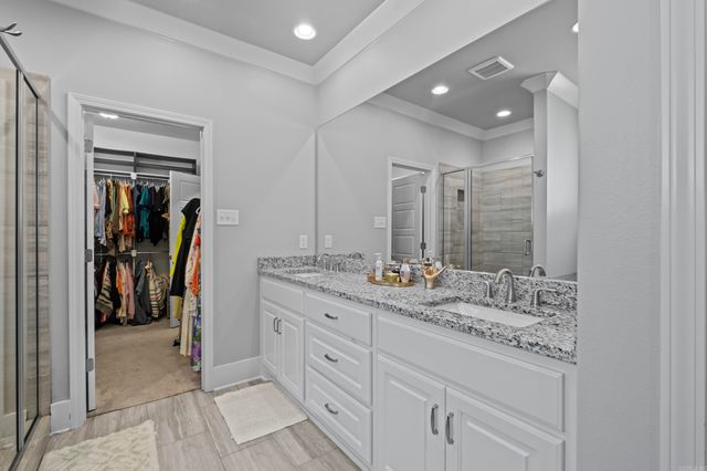 9033 Wooddale Drive, Sherwood, AR 72120