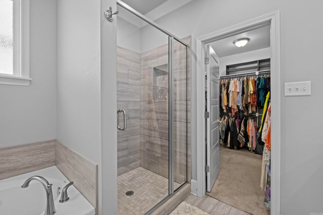 9033 Wooddale Drive, Sherwood, AR 72120