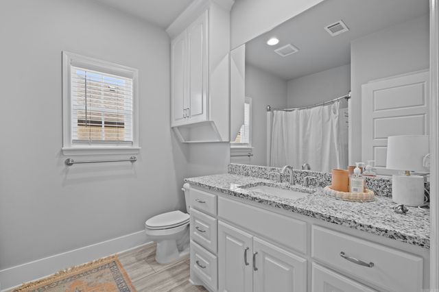 9033 Wooddale Drive, Sherwood, AR 72120