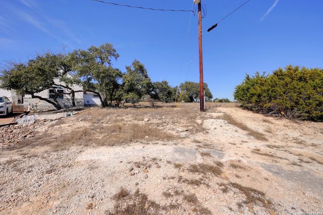 425 George Dolson, Blanco, TX 78606