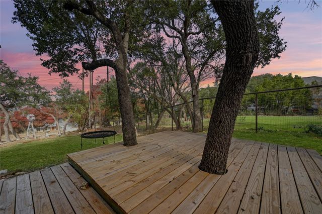 2720 Westview DR, Canyon Lake, TX 78133