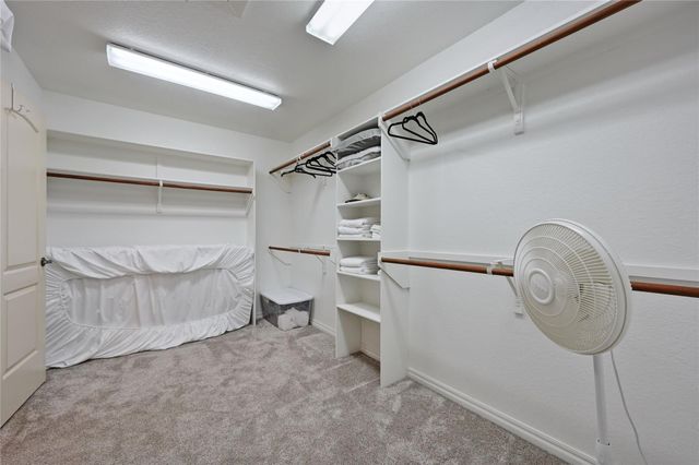 2720 Westview DR, Canyon Lake, TX 78133