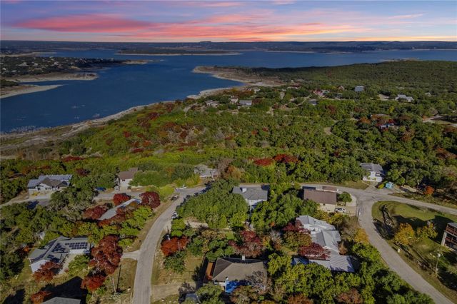 2720 Westview DR, Canyon Lake, TX 78133