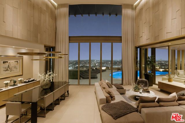 1302 Collingwood Place, West Hollywood, CA 90069