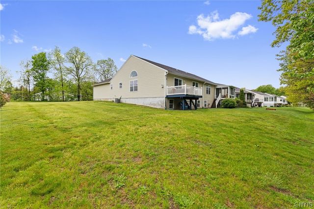100 Sleeth Mill Circle, Cicero, NY 13212