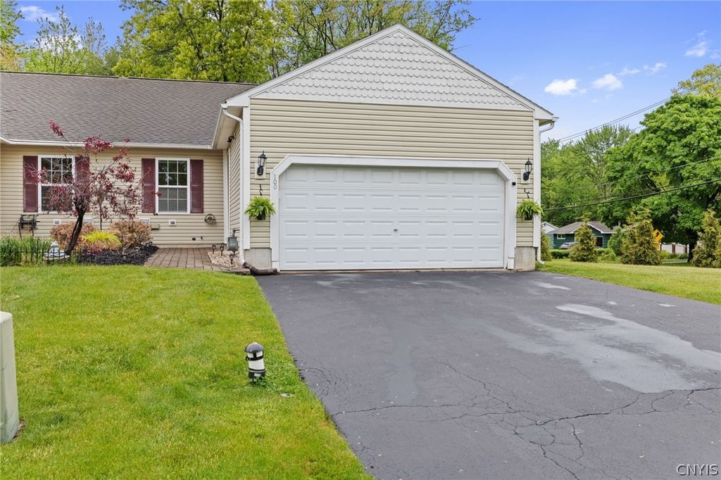 100 Sleeth Mill Circle, Cicero, NY 13212