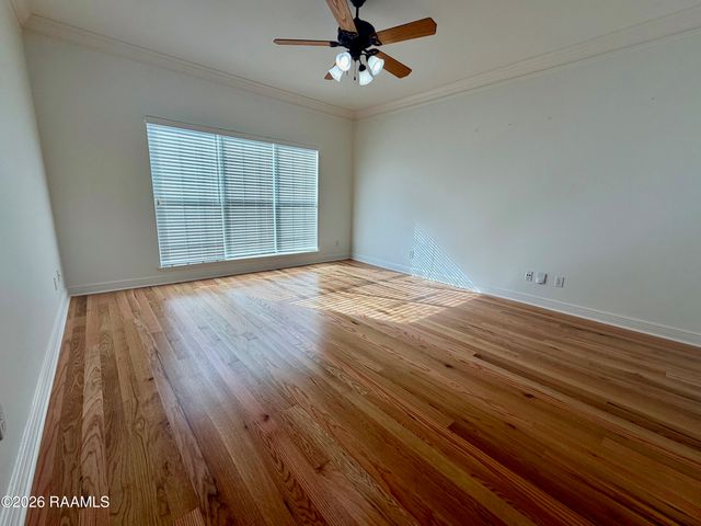 9 Steamboat Bend, New Iberia, LA 70563