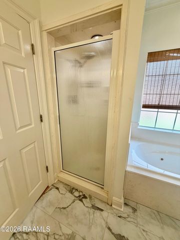 9 Steamboat Bend, New Iberia, LA 70563