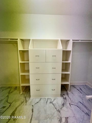 9 Steamboat Bend, New Iberia, LA 70563