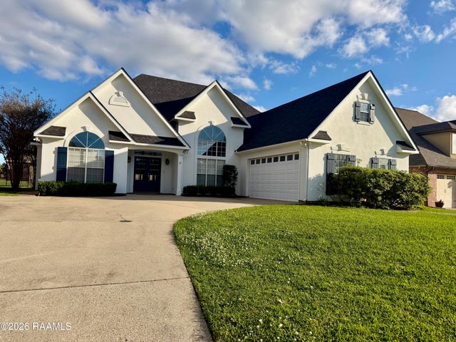 9 Steamboat Bend, New Iberia, LA 70563