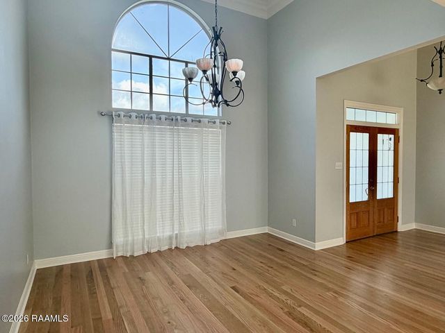 9 Steamboat Bend, New Iberia, LA 70563