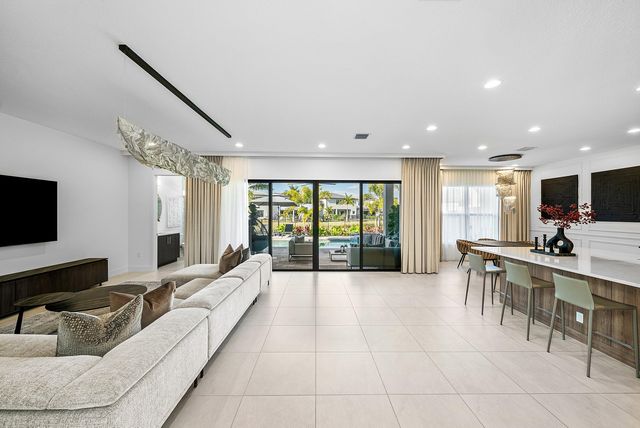 8325 Royal County Down Road, Boca Raton, FL 33434